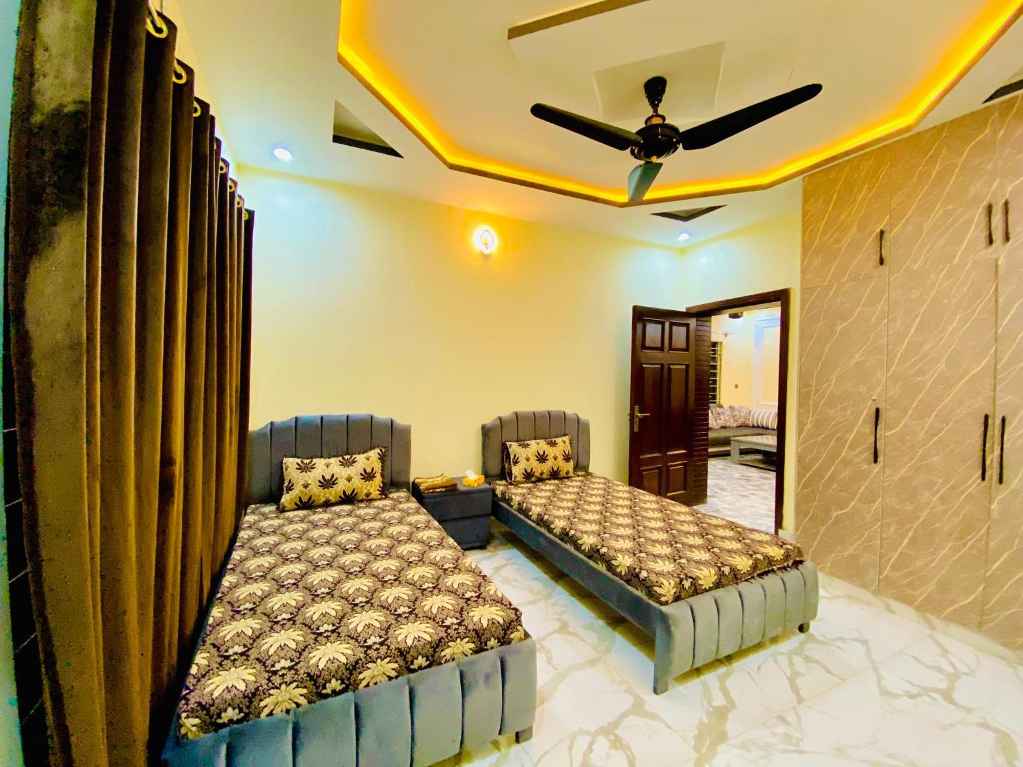 Moonlight Guest House Равалпинди Экстерьер фото