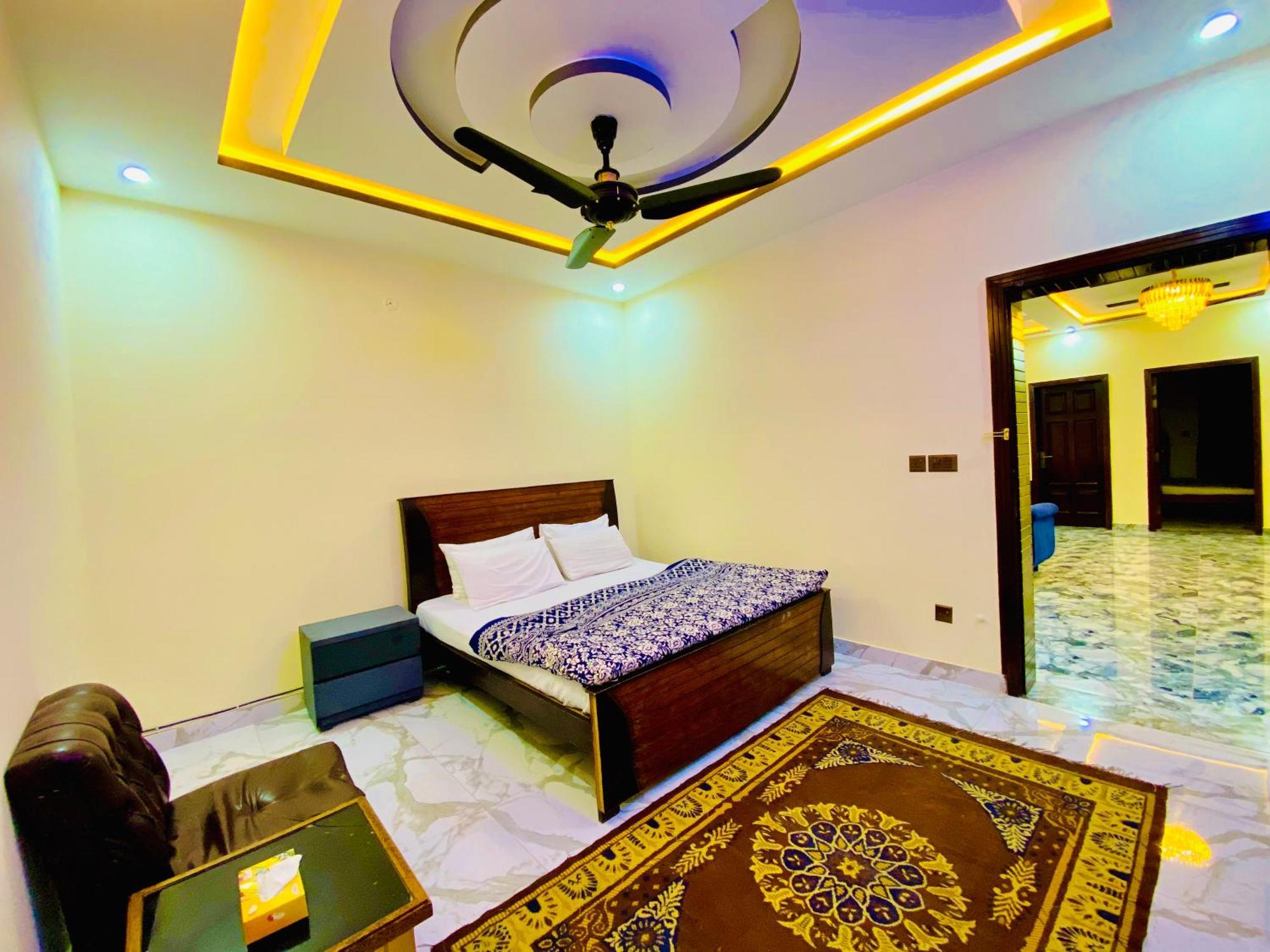 Moonlight Guest House Равалпинди Экстерьер фото