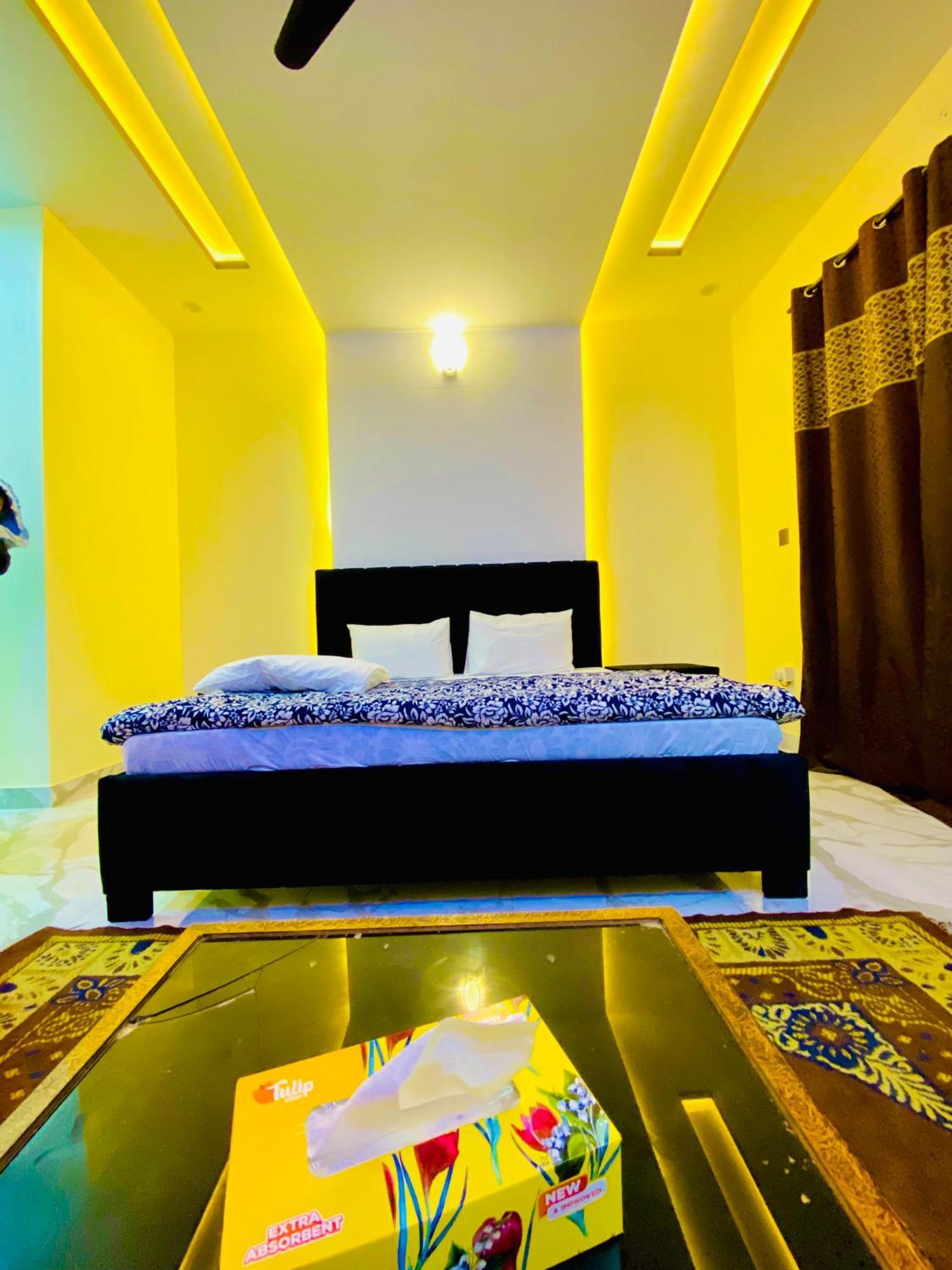 Moonlight Guest House Равалпинди Экстерьер фото